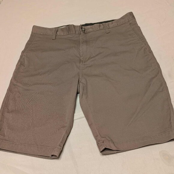 Volcom Shorts Mens 32 Grayish Green Lined Waist Cotton Blend Good Condition - Picture 1 of 14